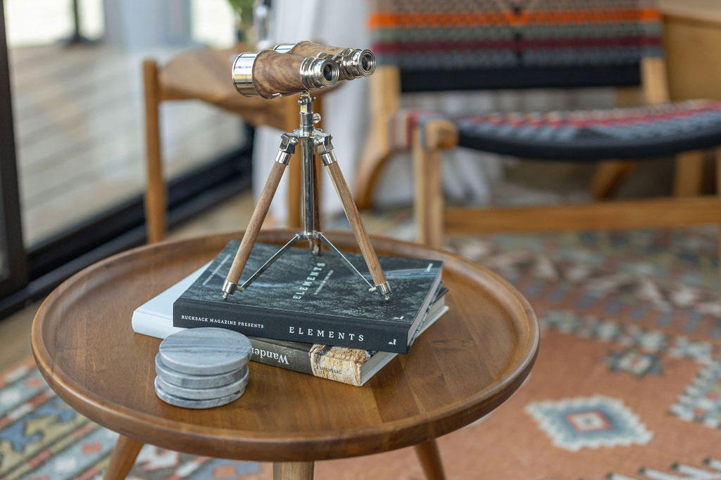 interior design end table accents